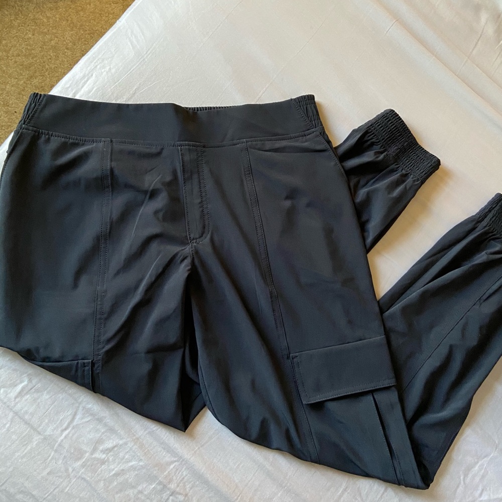 ❌SOLD❌ Athleta Chelsea Utility Jogger